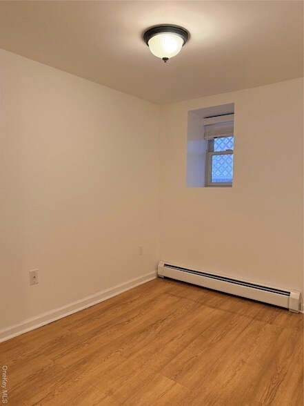 Building Photo - 35 East Ave