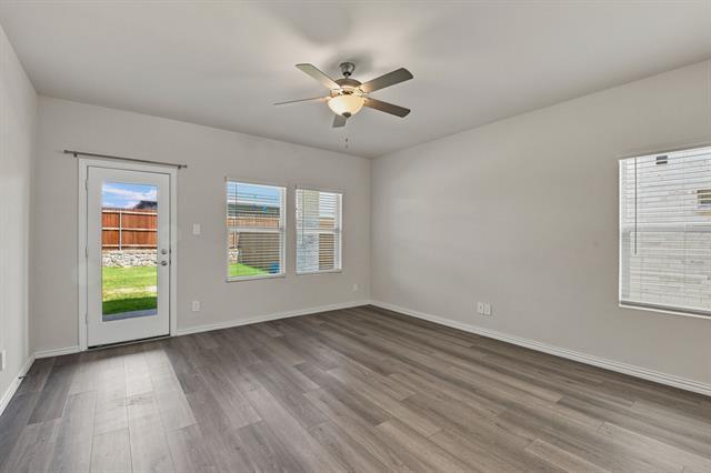 Building Photo - 810 Honeydew Ln