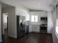 Building Photo - 883 Park Ave