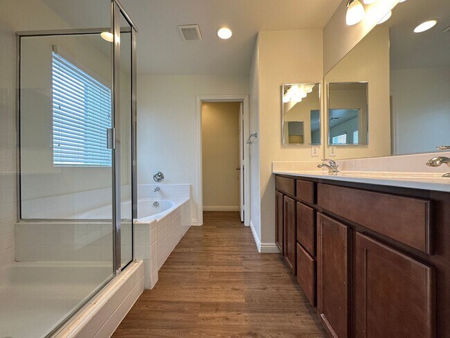 Building Photo - SAGECREEK