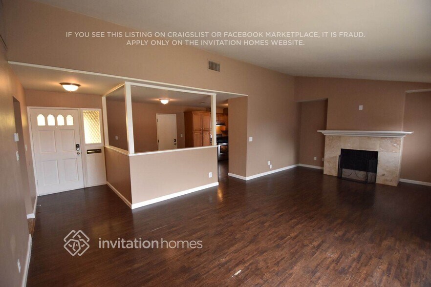 Building Photo - 1701 Claremont Dr