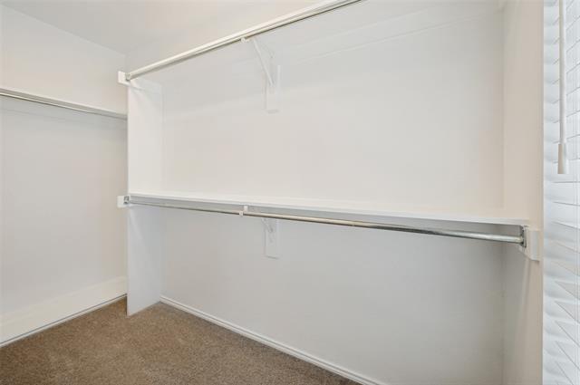 Building Photo - 7086 Richmond Dr