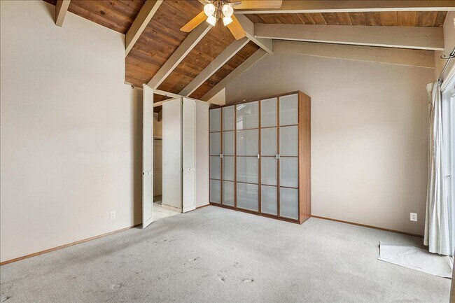 Building Photo - 2063 Whitehall Pl