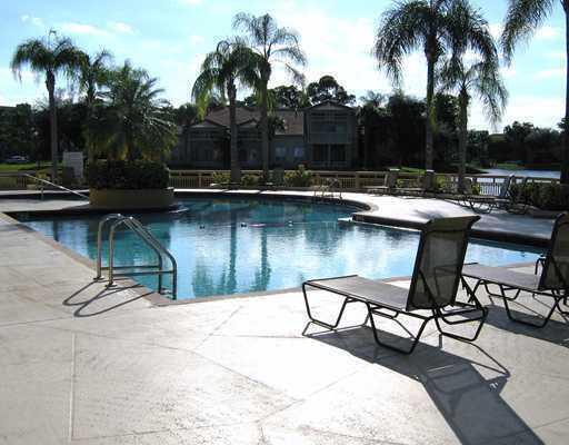 Building Photo - 4887 Via Palm Lakes Via