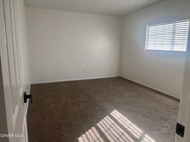Building Photo - 4202 W Ave L