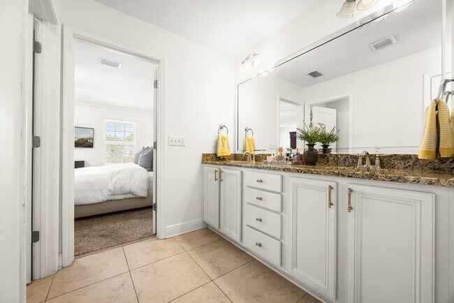 Building Photo - 120 Mosaic Oaks Cir