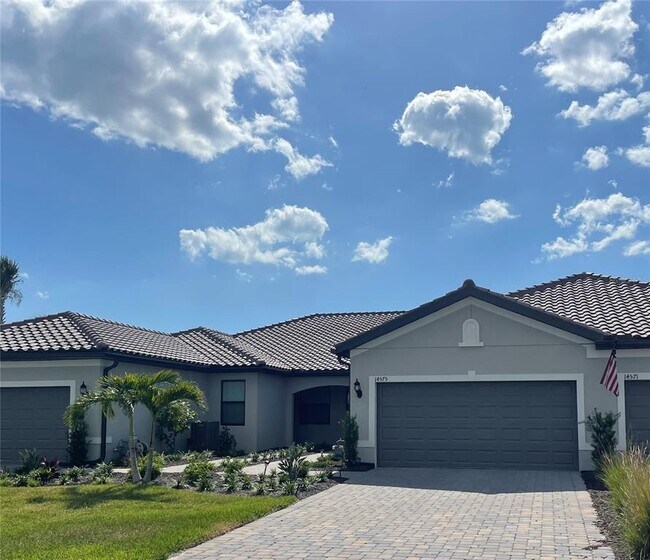 Building Photo - 14575 Mossy Pine Ct