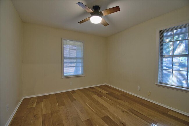 Building Photo - 9202 Quail Meadow Dr