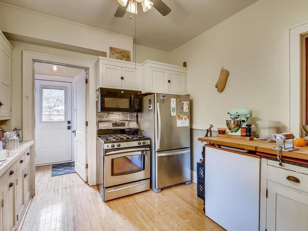 Kitchen - 3732 16th Ave S