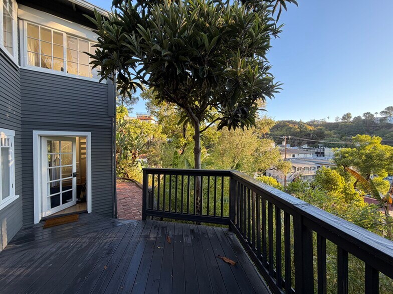 Building Photo - 6124 Glen Tower St