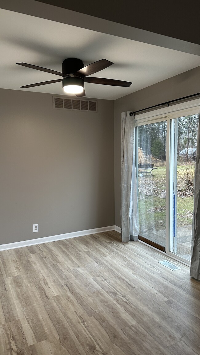 Building Photo - 528/530 W. 30th St