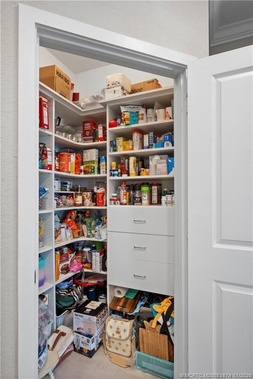 Building Photo - 1550 NE Skyhigh Ter