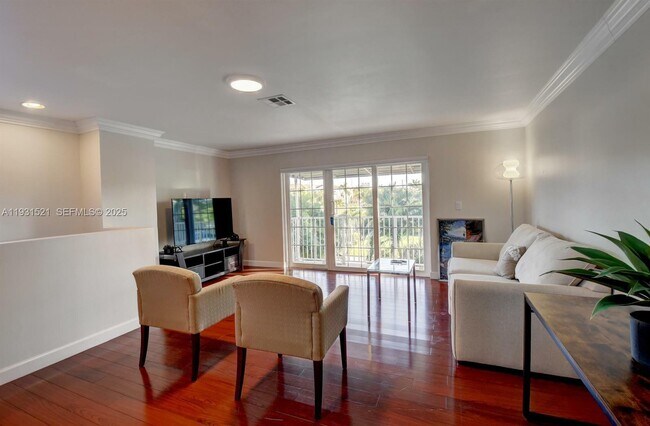 Building Photo - 117 NW 8th St