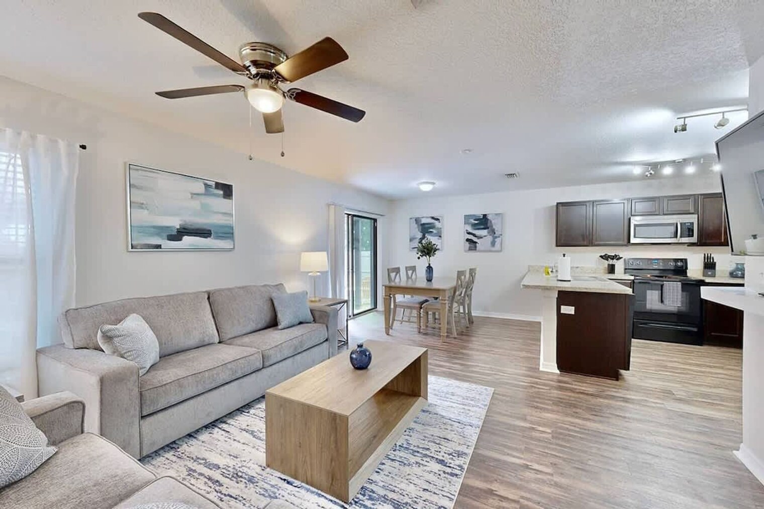 Building Photo - 6367 Enterprise Dr