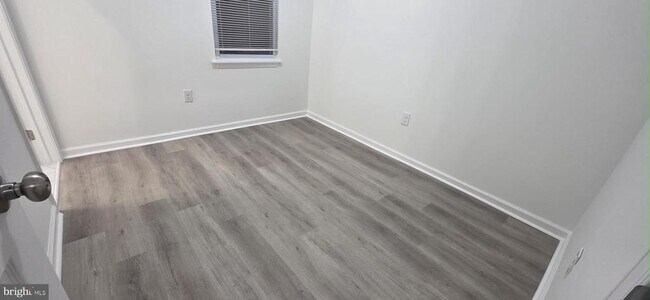 Building Photo - 2233 N 16th St