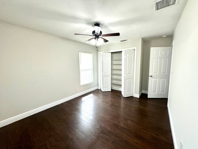 Building Photo - 18478 Tulip Rd