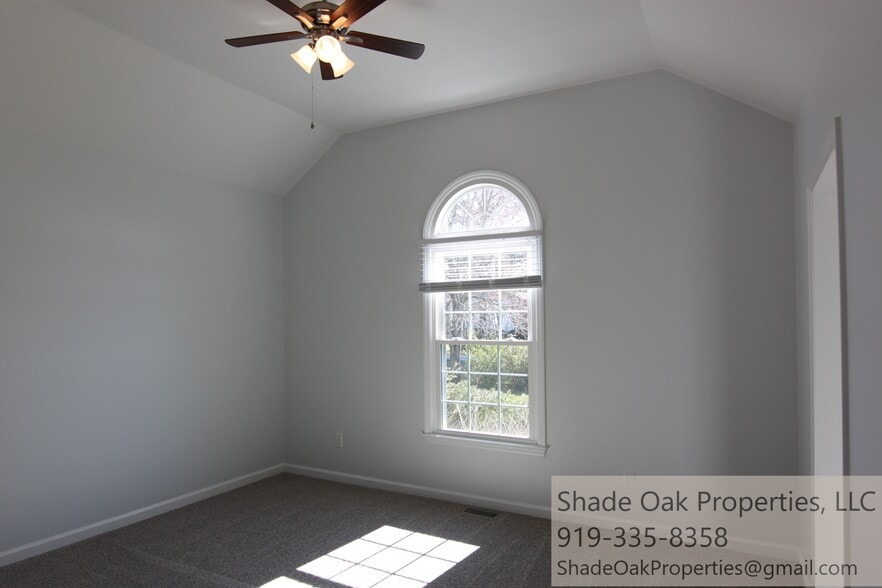 Building Photo - 8608 Manns Loop Rd