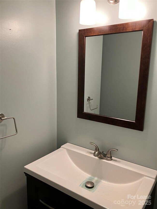 Building Photo - 12503 Twelvetrees Ln