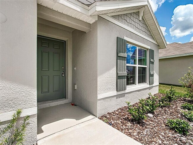 Building Photo - 8561 SW 46th Ave