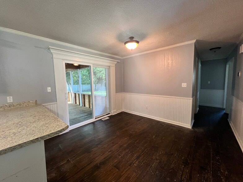 Building Photo - 109 Shearin Hills Dr