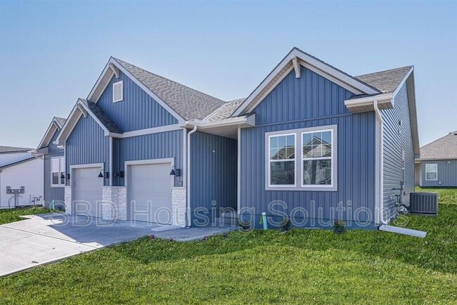 Primary Photo - 27402 E Oak View Dr