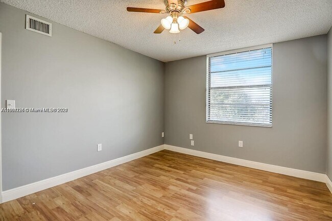 Building Photo - 1798 NW 55th Ave