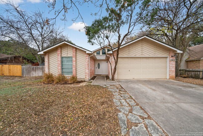 Building Photo - 2 Bedroom/2 Bath Courtyards The