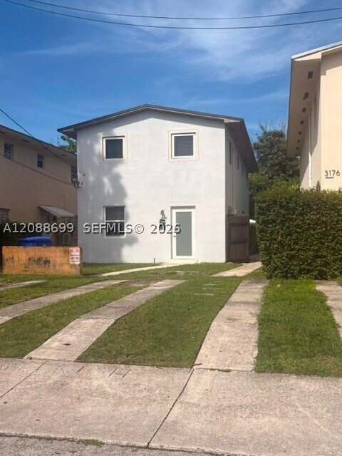 Building Photo - 3180 Hibiscus St