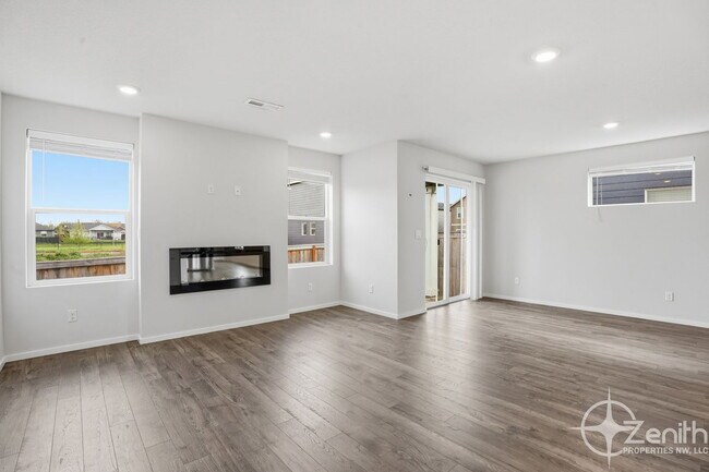 Building Photo - 2030 NW 14th St