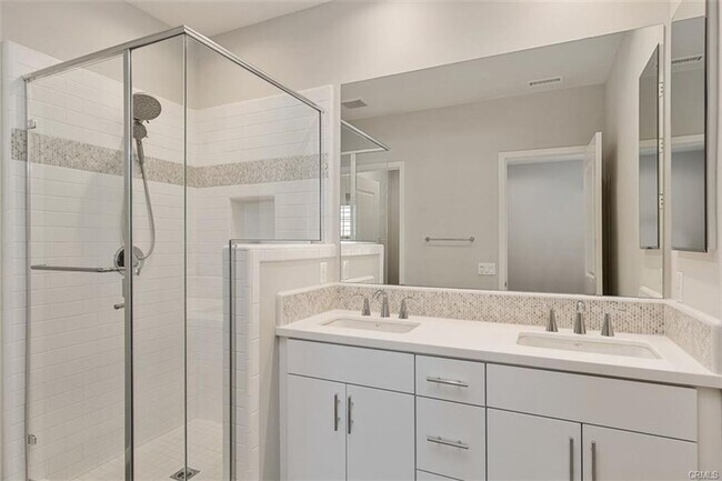 Building Photo - Newer Condo Best Location in Portola Springs