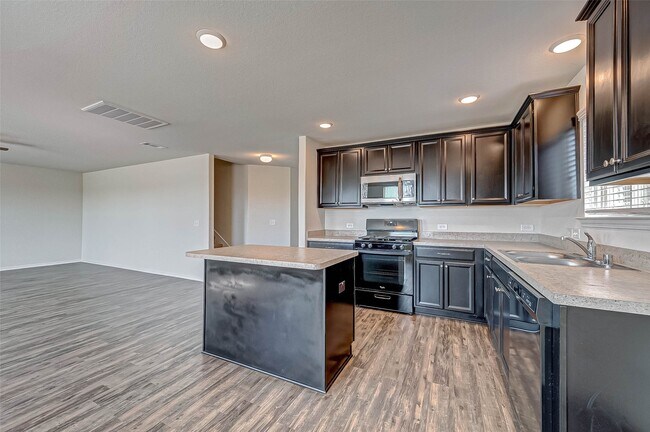 Building Photo - 24123 Noble Darcy Ln