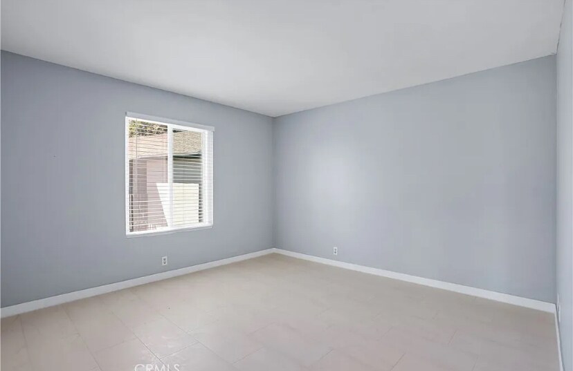 Building Photo - 23232 Orange Ave