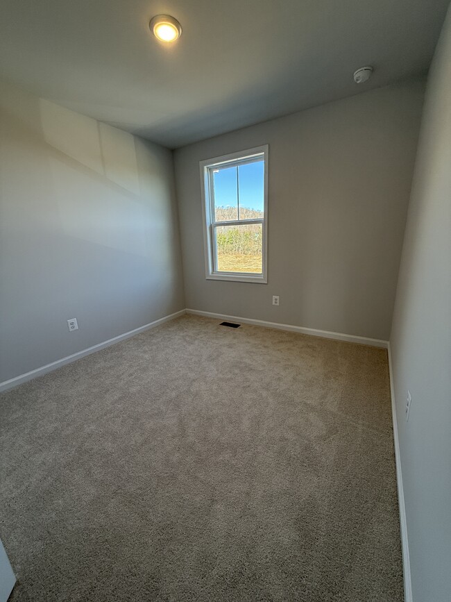 Upstairs, bedroom 3 - 5977 Cling Ln