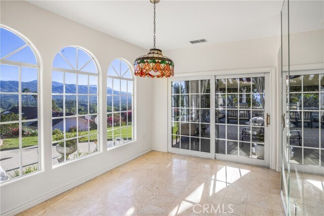 Building Photo - 1030 Calle Rey