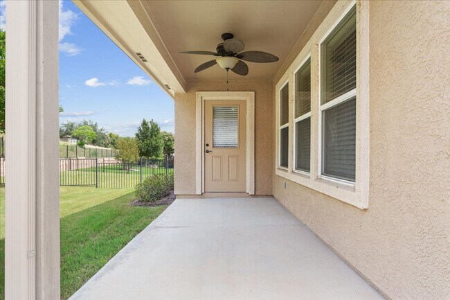 Building Photo - 322 Salado Creek Ln