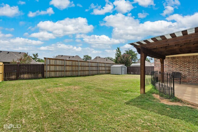 Building Photo - 3925 Le Brooke Ln