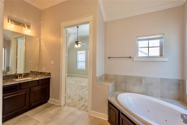 Building Photo - 1213 Hobbs Reach Ln
