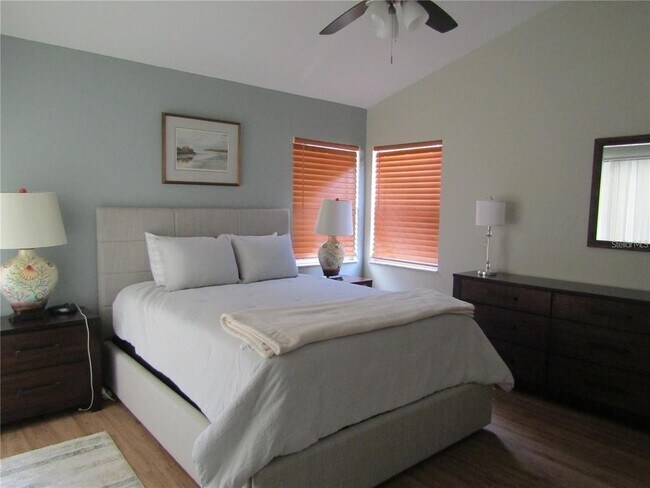 Building Photo - 5643 Monte Rosso Rd