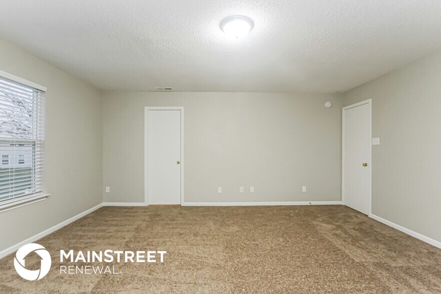 Building Photo - 6879 Merritt Ridge Way