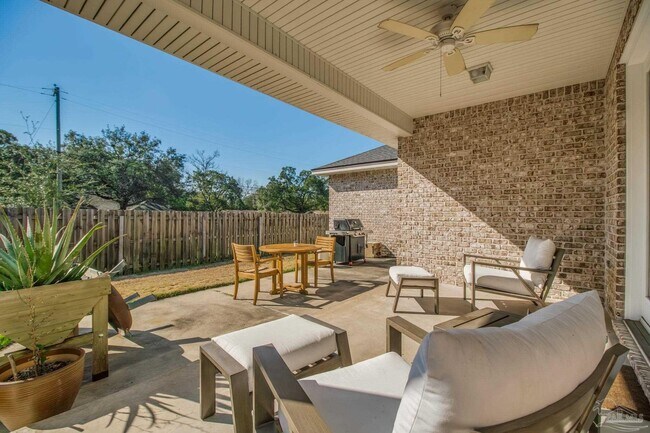 Building Photo - 874 Lowery Dr