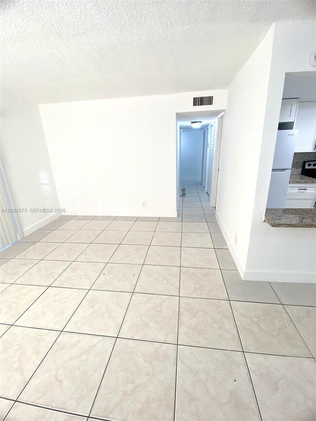 Building Photo - 850 SW 74th Terrace