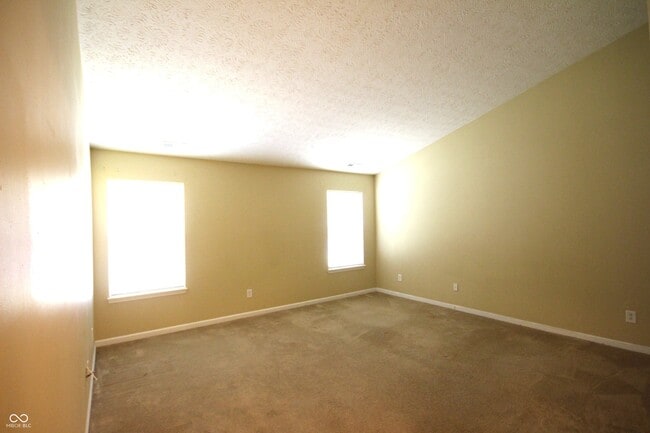 Building Photo - 1554 Stanford Dr
