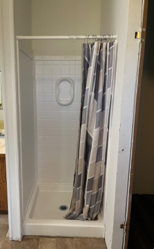 Building Photo - 9590 SW McAdoo Rd