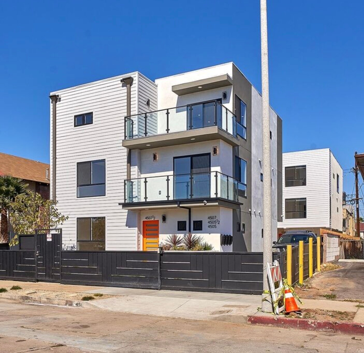 Building Photo - 4507 Lomita St