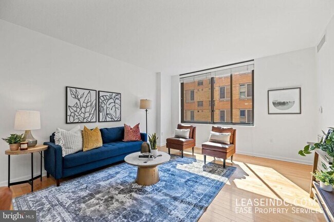 Building Photo - 440 L St NW