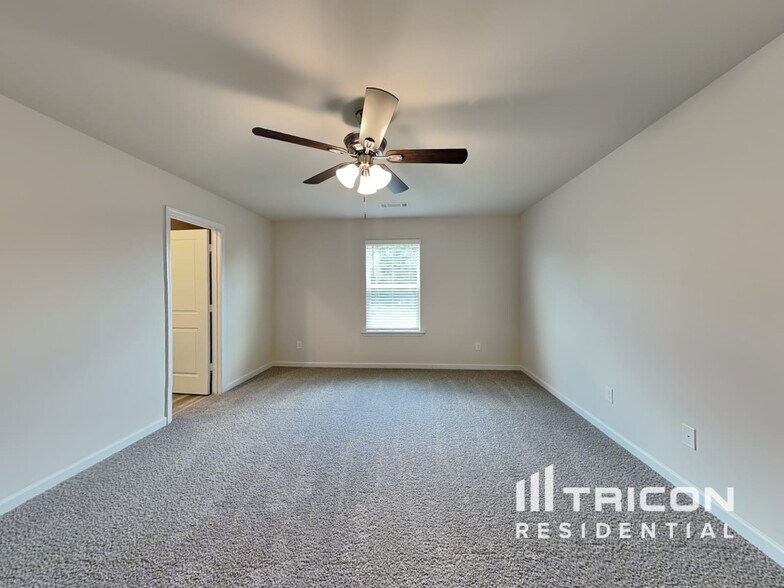 Building Photo - 285 Limestone Cir