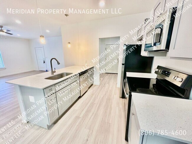 Building Photo - 5516 Itasca-A