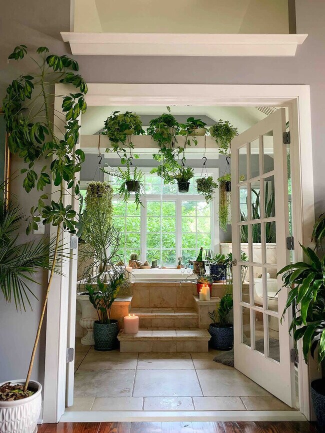 Building Photo - 15 Ferry St