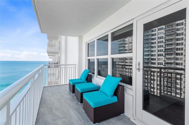 Building Photo - 3850 Galt Ocean Dr