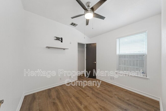 Building Photo - 719 Eagle Trail